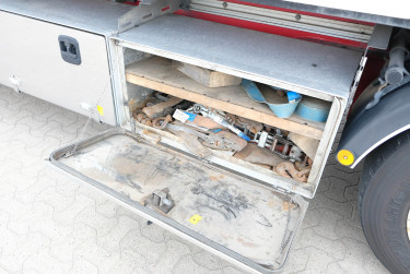 Närko 5 axlad skåpsläpvagn
