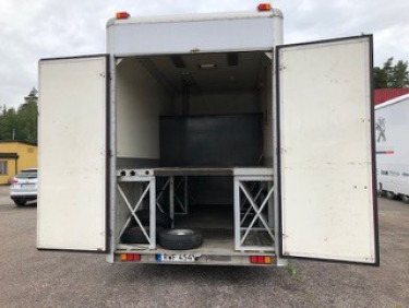 Setra Husbil med kärra