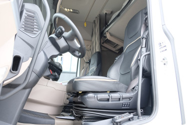 DAF XG 530 FTS 2025 endast 10900 mil!