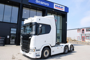 Scania R 590 A6X2NB