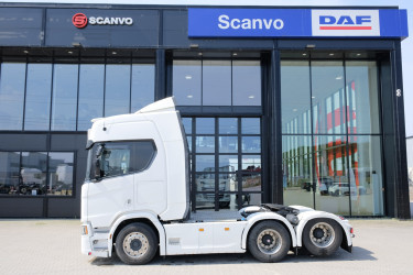 Scania R 590 A6X2NB