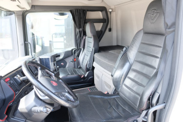Scania R 590 A6X2NB