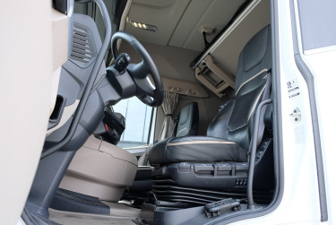 DAF XG 530 FTS endast 40723 Mil!