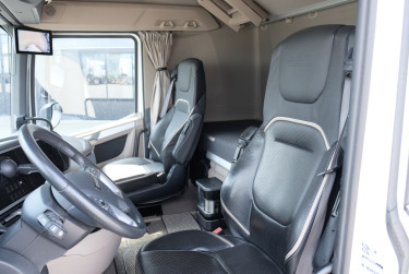 DAF XG 530 FTS endast 40723 Mil!