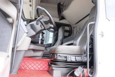 Scania R 450 A6x2NB med 53 950 mil