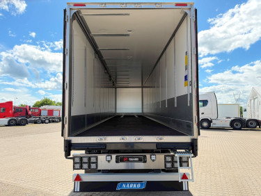 Ny Närko 3 axlad utrikes skåptrailer