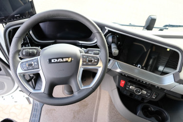 DAF XD 450 6x2*4 Kran och lastväxlare