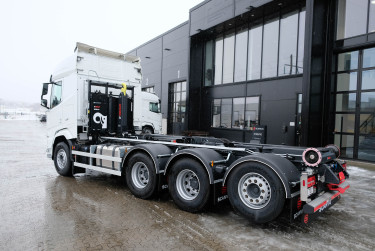 Ny DAF XF 530 Tridem Lastväxlare