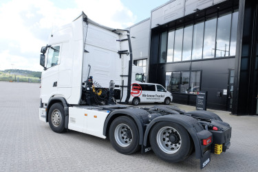 Scania S 530 6x2 dragbil med Walking floor hydraulik