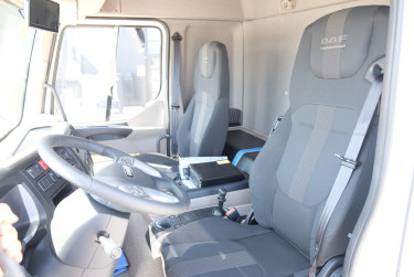 DAF XB 210 FA 4x2 16 ton med JPGS skåp