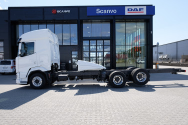 DAF XF530 FAS 6x2 chassi med motorkraftuttag - omgående leverans