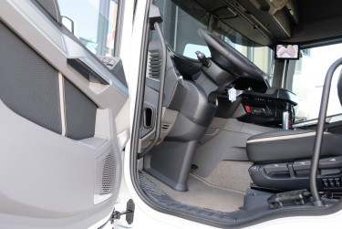 DAF XF530 FAS 6x2 chassi med motorkraftuttag - omgående leverans