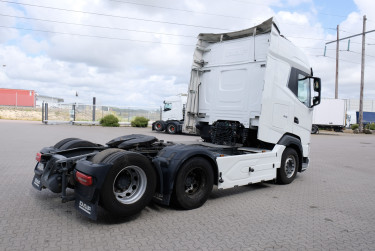 DAF XG530 6x2 boggi dragbil - med 49 987 mil