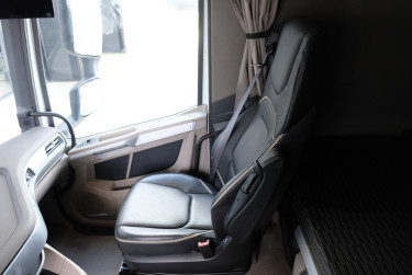 DAF XG530 6x2 boggi dragbil - med 49 987 mil