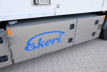 Scania R500 Super 6x2*4 Ekeri 2022 - välutrustad skåpbil med bakgavellift