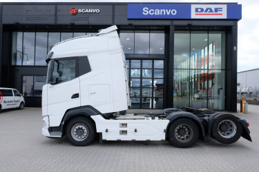 DAF XG530 6x2 boggi dragbil - med 49 987 mil