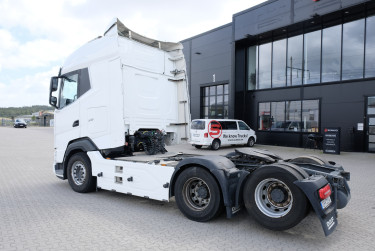DAF XG530 6x2 boggi dragbil - med 49 987 mil