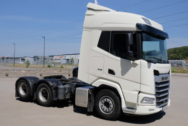 DAF XF530 FTS 6x2 2023 - garanti kvar till mars 2027!