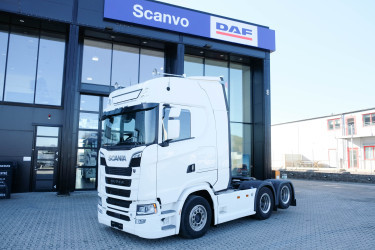 Scania S770 V8 6x2 dragbil 2024 - endast 19 100 mil