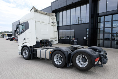 DAF XF530 FTS 6x2 2023 - garanti kvar till mars 2027!