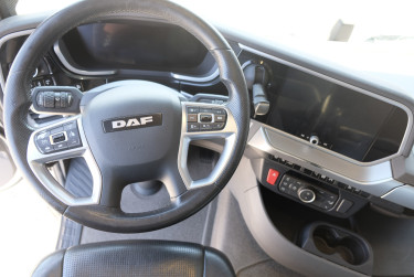 DAF XF530 FTS 6x2 2023 - garanti kvar till mars 2027!