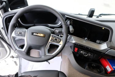 DAF XD410 4x2 skåpbil - ny bil med 3 års Warranty Plus