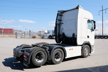 Scania S660 V8 6x2 dragbil 2024