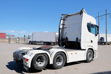 Scania S560 6x2 dragbil 2024 - 22 900 mil