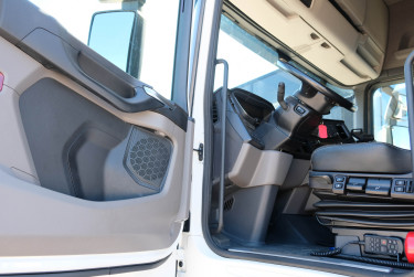 Scania S560 6x2 dragbil 2024 - 22 900 mil