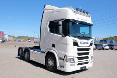 Scania R 590 6x2 2024 V8 - kraftuttag och 21 800 mil