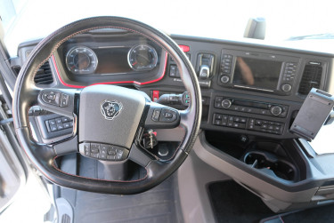 Scania R 590 6x2 2024 V8 - kraftuttag och 21 800 mil