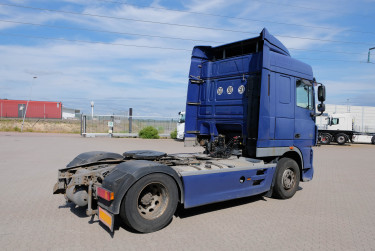 DAF XF 105 460 4x2 dragbil