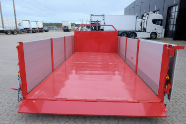 15 m3 lastväxlarflak med aluminiumlämmar - grusförstärkt och 24 tons ram