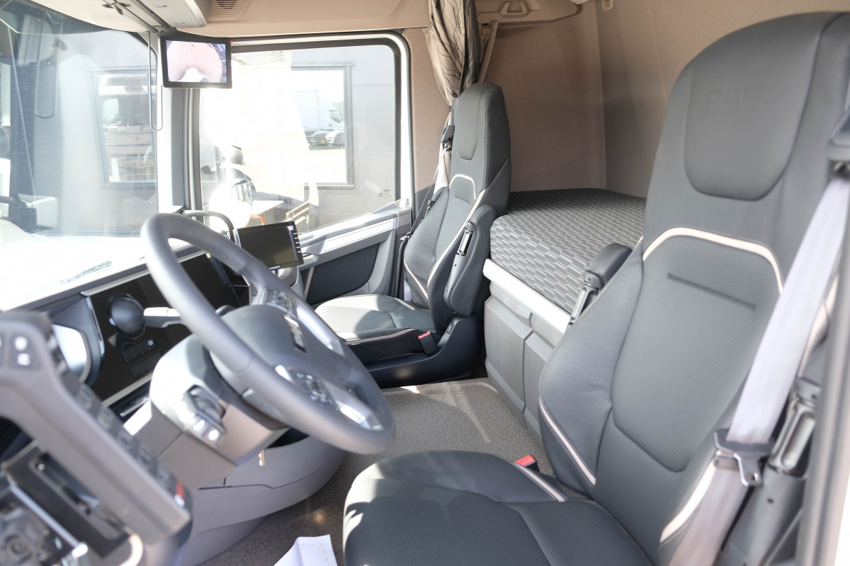 Ny XF 530 FAN Hiab Lastväxlare omgående leverans Ny XF 530 FAN Hiab Lastväxlare omgående leverans
