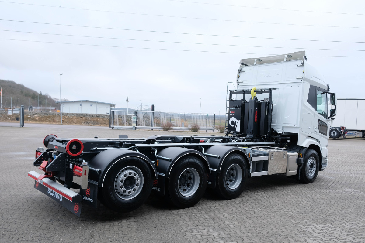 Ny XF 530 FAW Tridem Lastväxlare Ny XF 530 FAW Tridem Lastväxlare