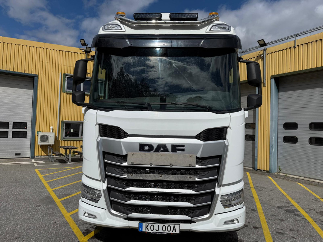 XF 530 FTS 6x2 av 2022 års modell XF 530 FTS 6x2 av 2022 års modell
