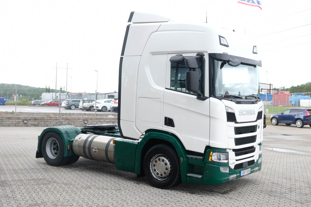 R 410 4x2 av 2020 års modell R 410 4x2 av 2020 års modell