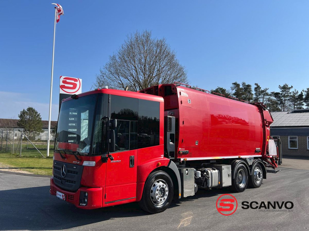 Econic 2630L NTM Sopbil - 4 kammare  Econic 2630L NTM Sopbil - 4 kammare