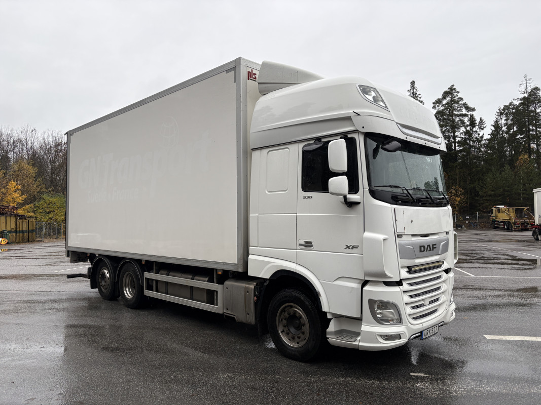 XF 530 PLS skåpbil med lift XF 530 PLS skåpbil med lift