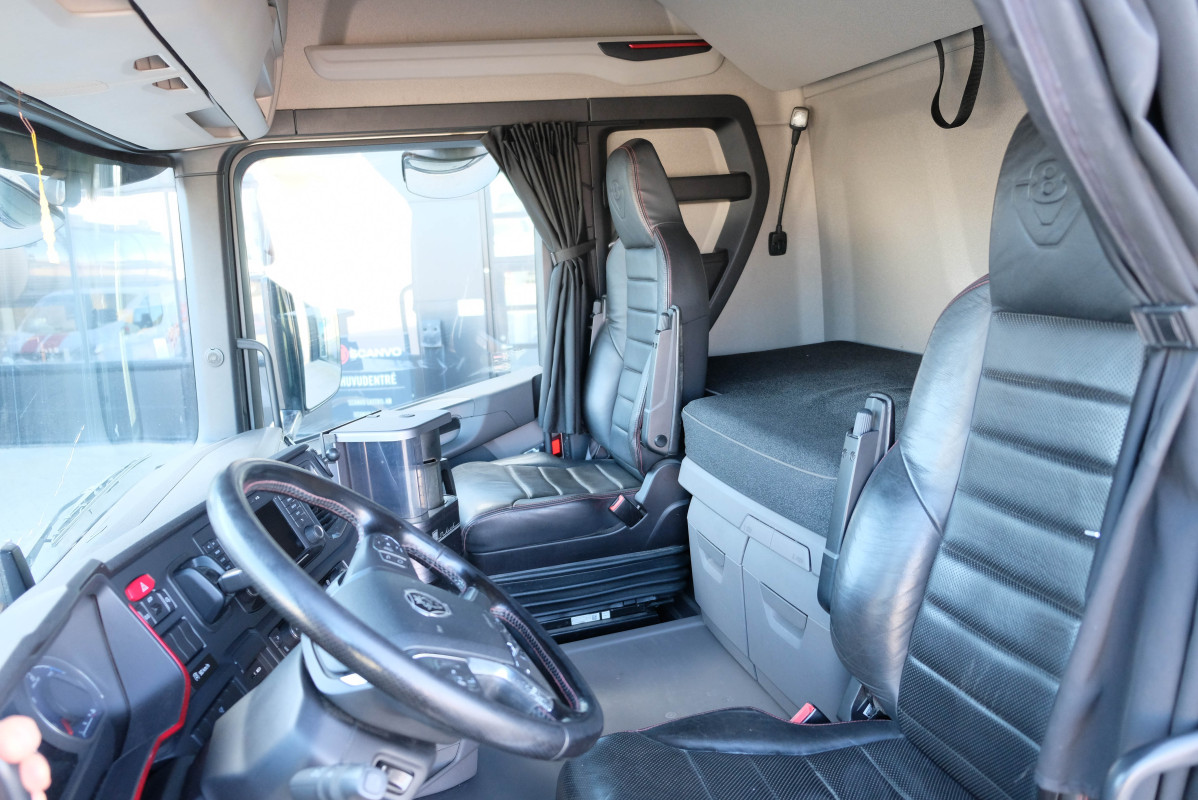 Scania R 590 6x2 3150mm Scania R 590 6x2 3150mm