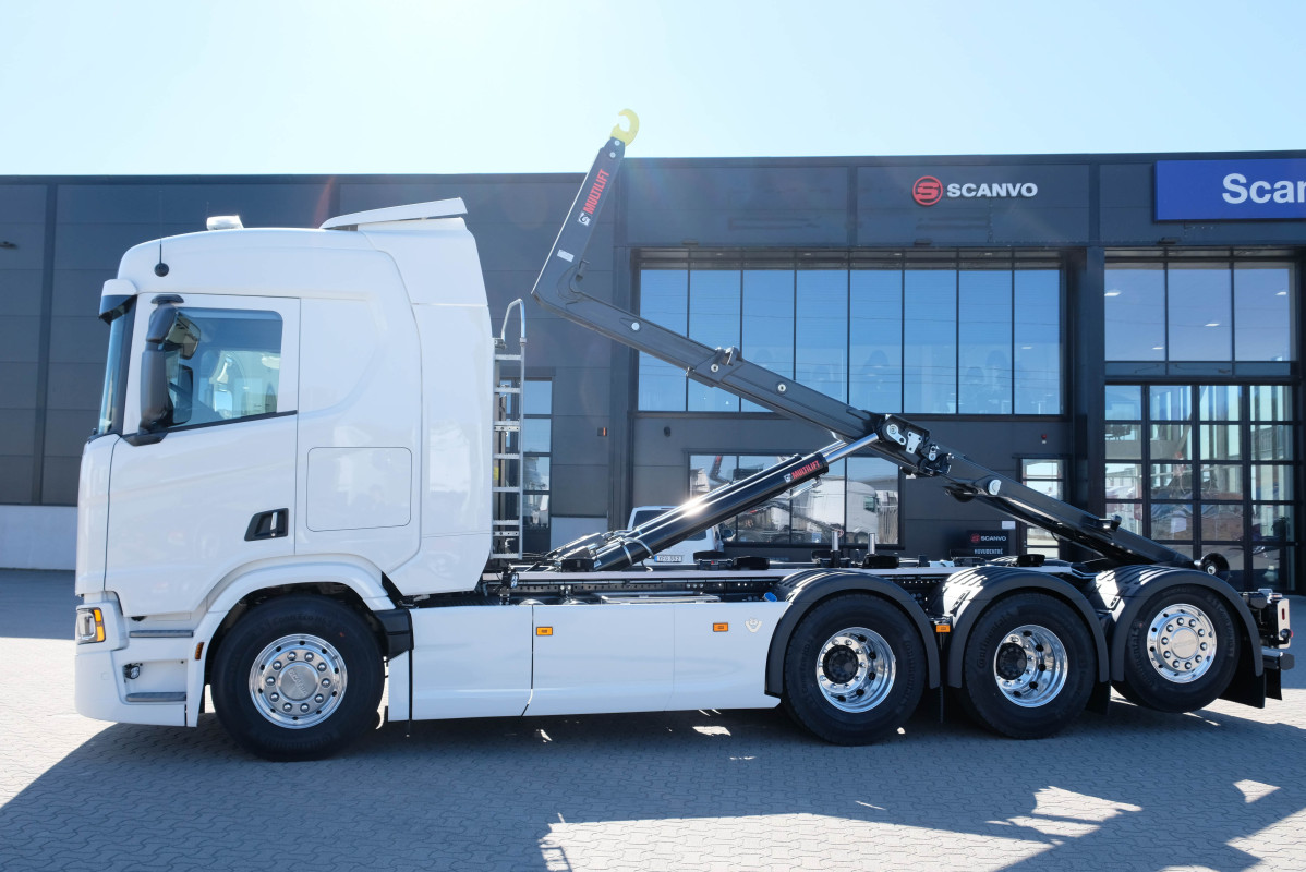 Scania R 590 8x4*4 Tridem Hiab Lastväxlare Scania R 590 8x4*4 Tridem Hiab Lastväxlare