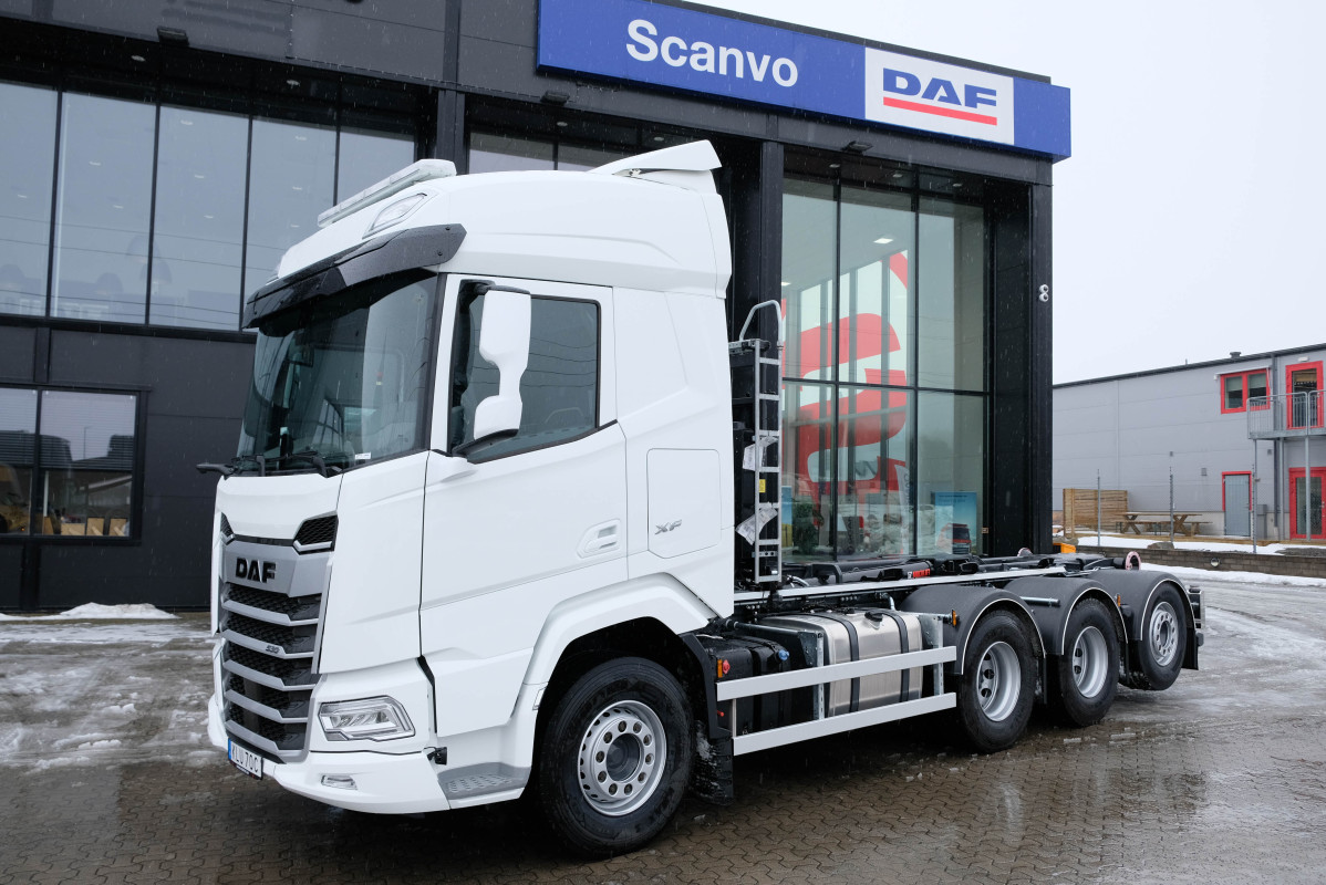 Ny DAF XF 530 Tridem Lastväxlare Ny DAF XF 530 Tridem Lastväxlare