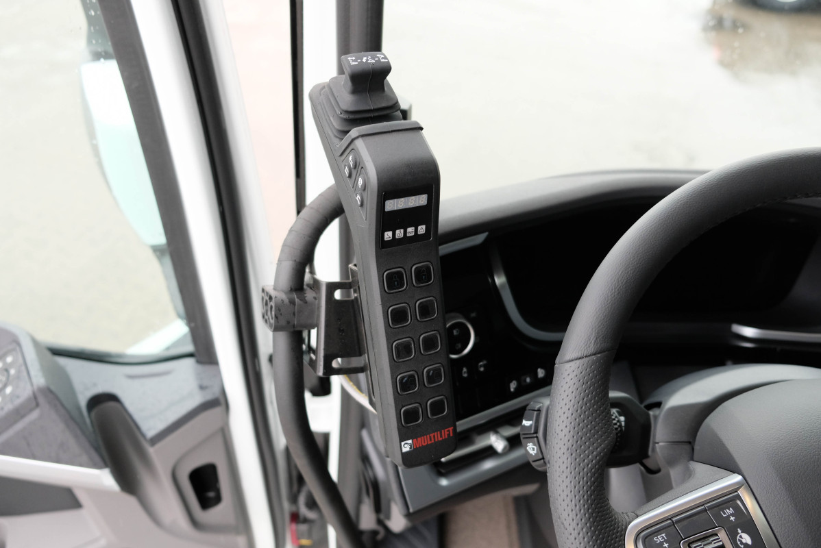 Ny DAF XF 530 Tridem Lastväxlare Ny DAF XF 530 Tridem Lastväxlare